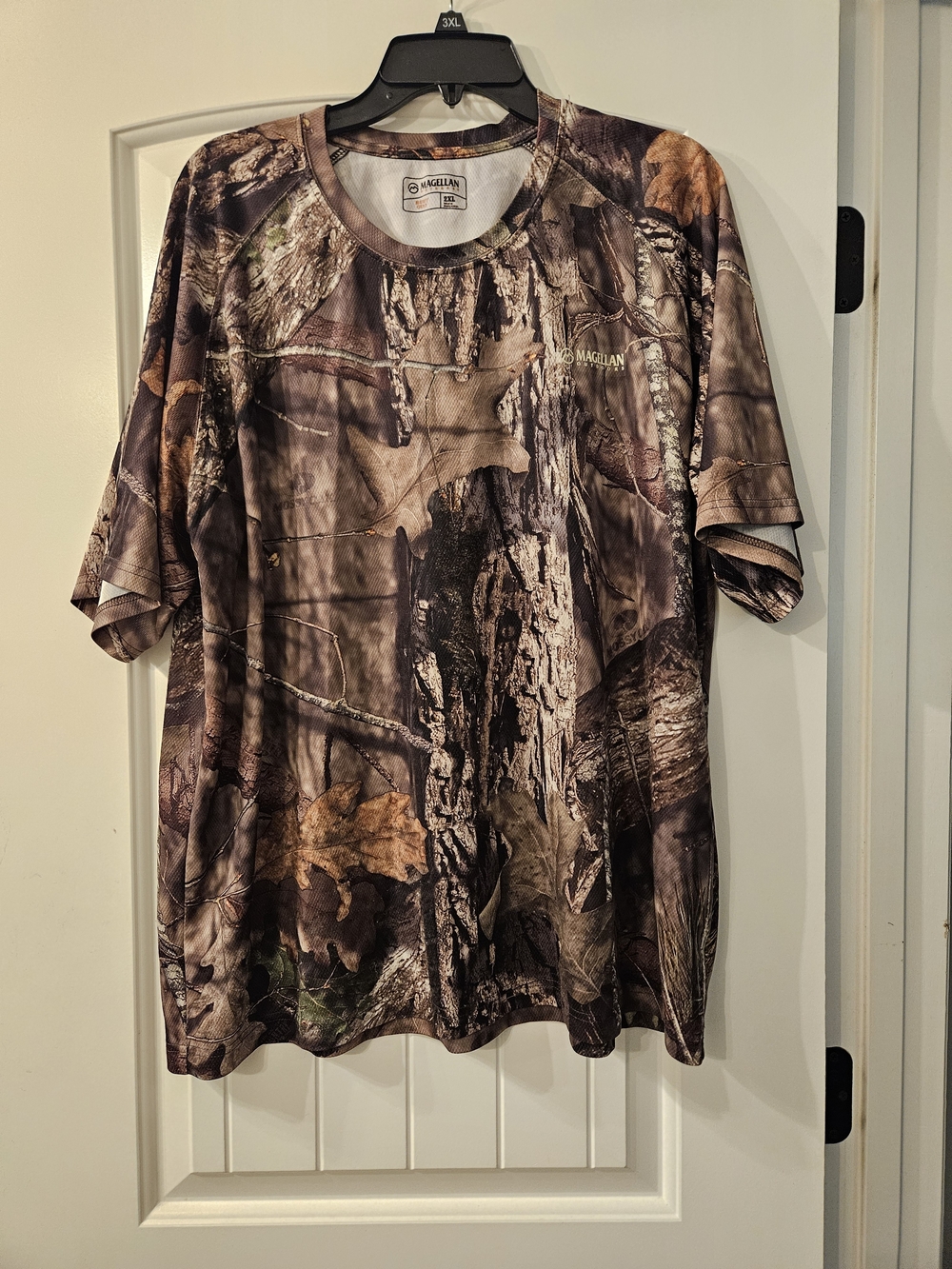 Magellan Outdoors Men’s Short-Sleeve Camo Tee - Brown/Green